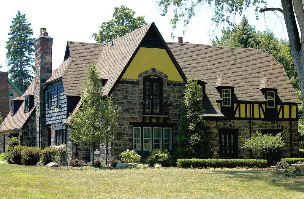 Youngstown The Homes of Crandall Park Photo Tour (Belmont renting